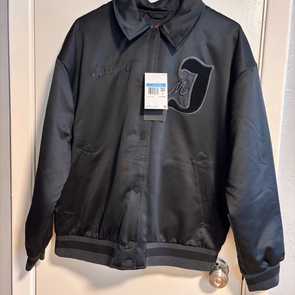 Jordan Bomber Jacket women’s Sz Medium - Picture 1 of 7